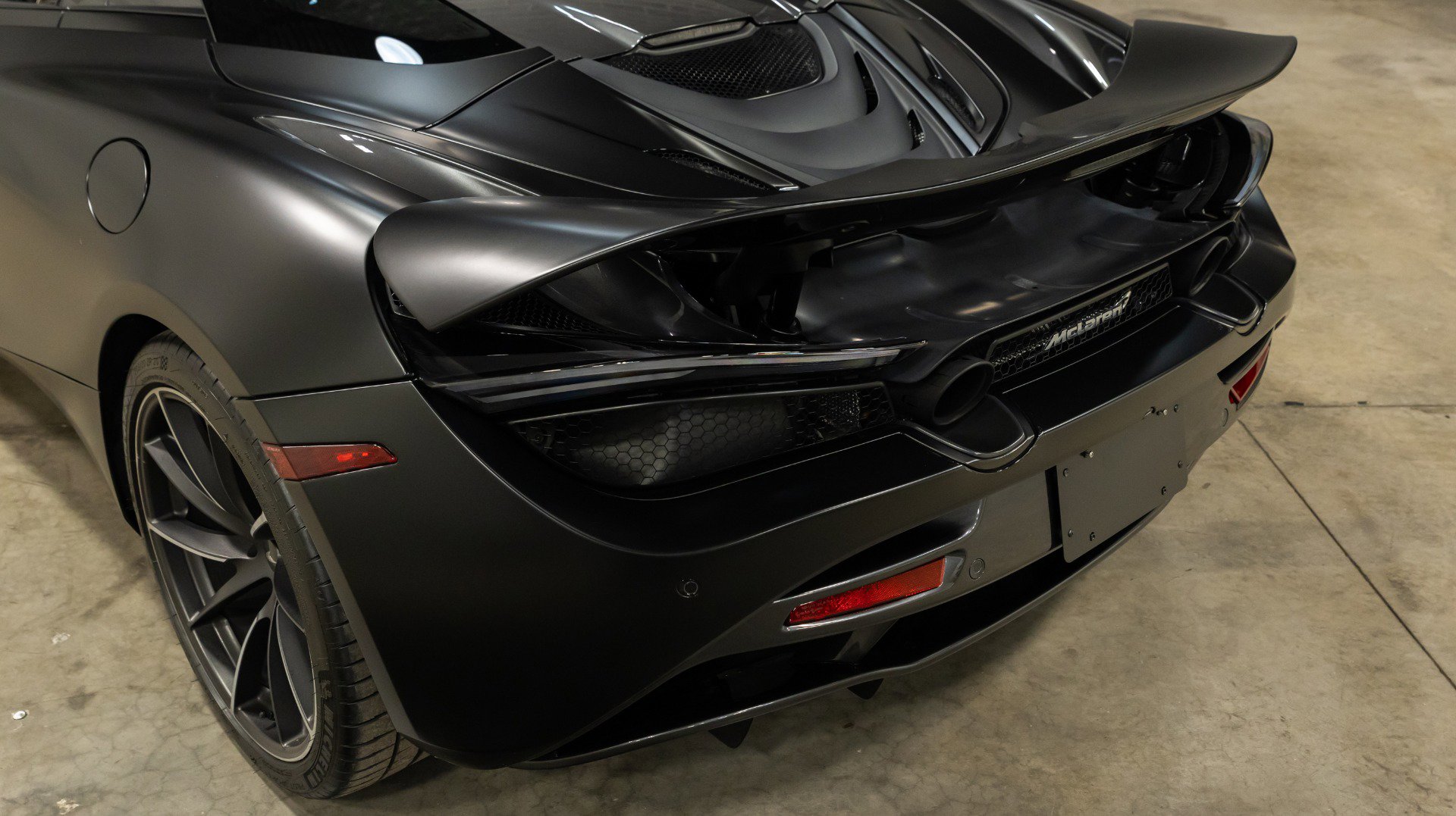 Used 2020 McLaren 720S Spider image 28
