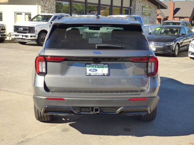New 2026 Ford Explorer ST-Line w/ ST-Line Street Pack RWD image 4