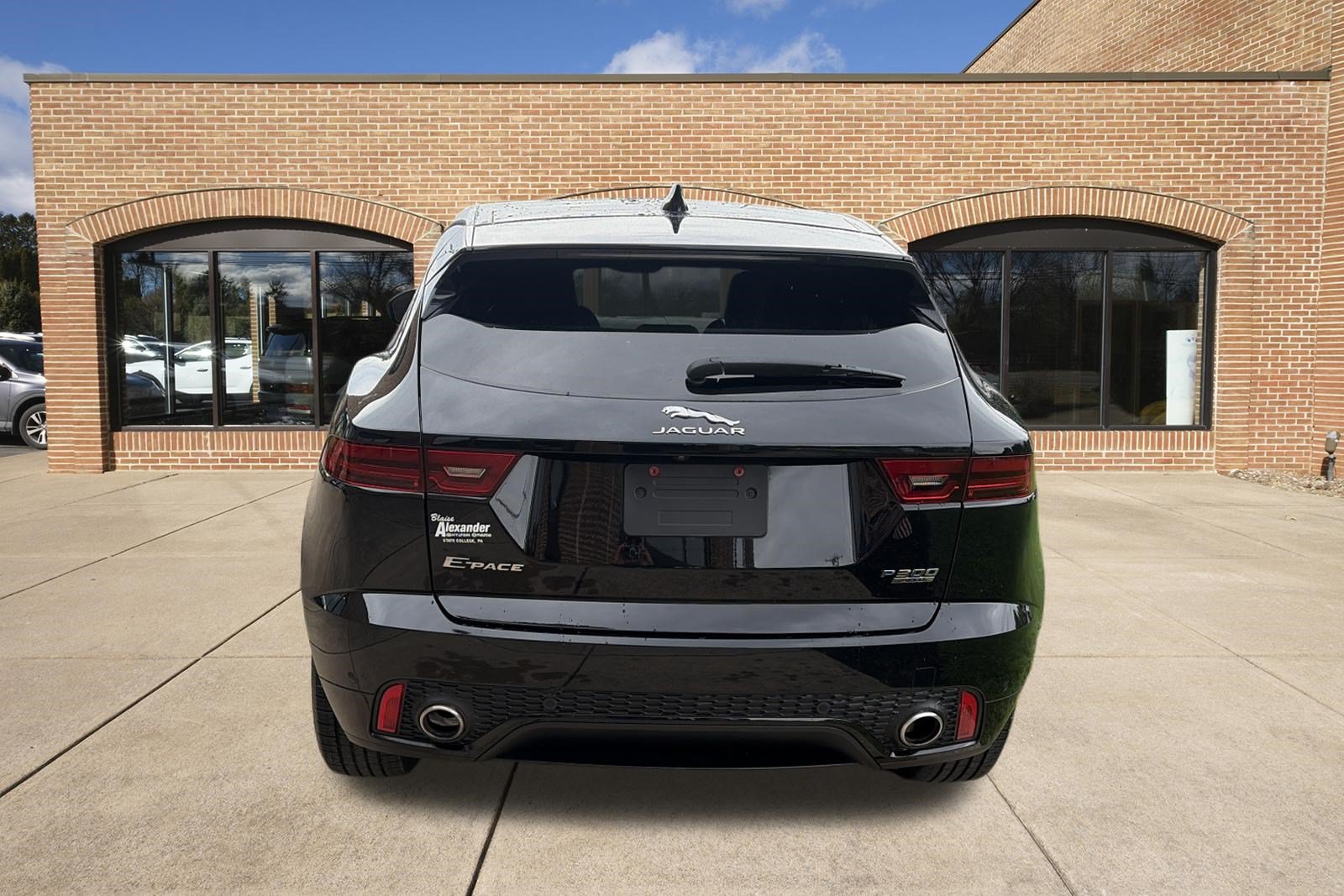 Used 2019 Jaguar E-PACE R-Dynamic SE AWD/4WD image 4
