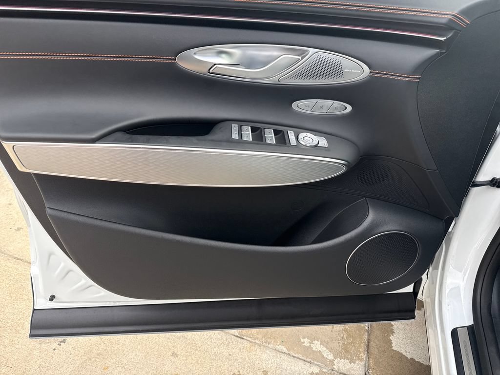 New 2026 Genesis GV70 2.5T Sport Prestige AWD/4WD image 10