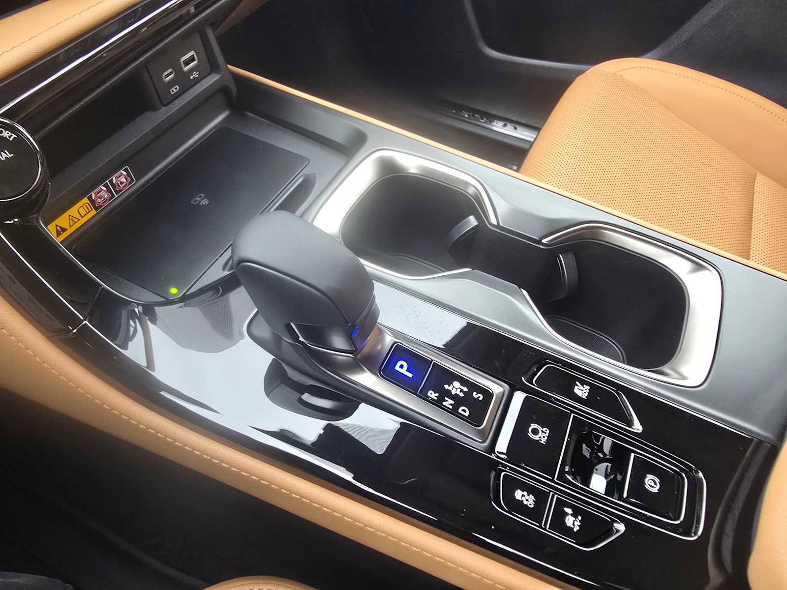 New 2026 Lexus NX 350h AWD w/ Premium Package image 31