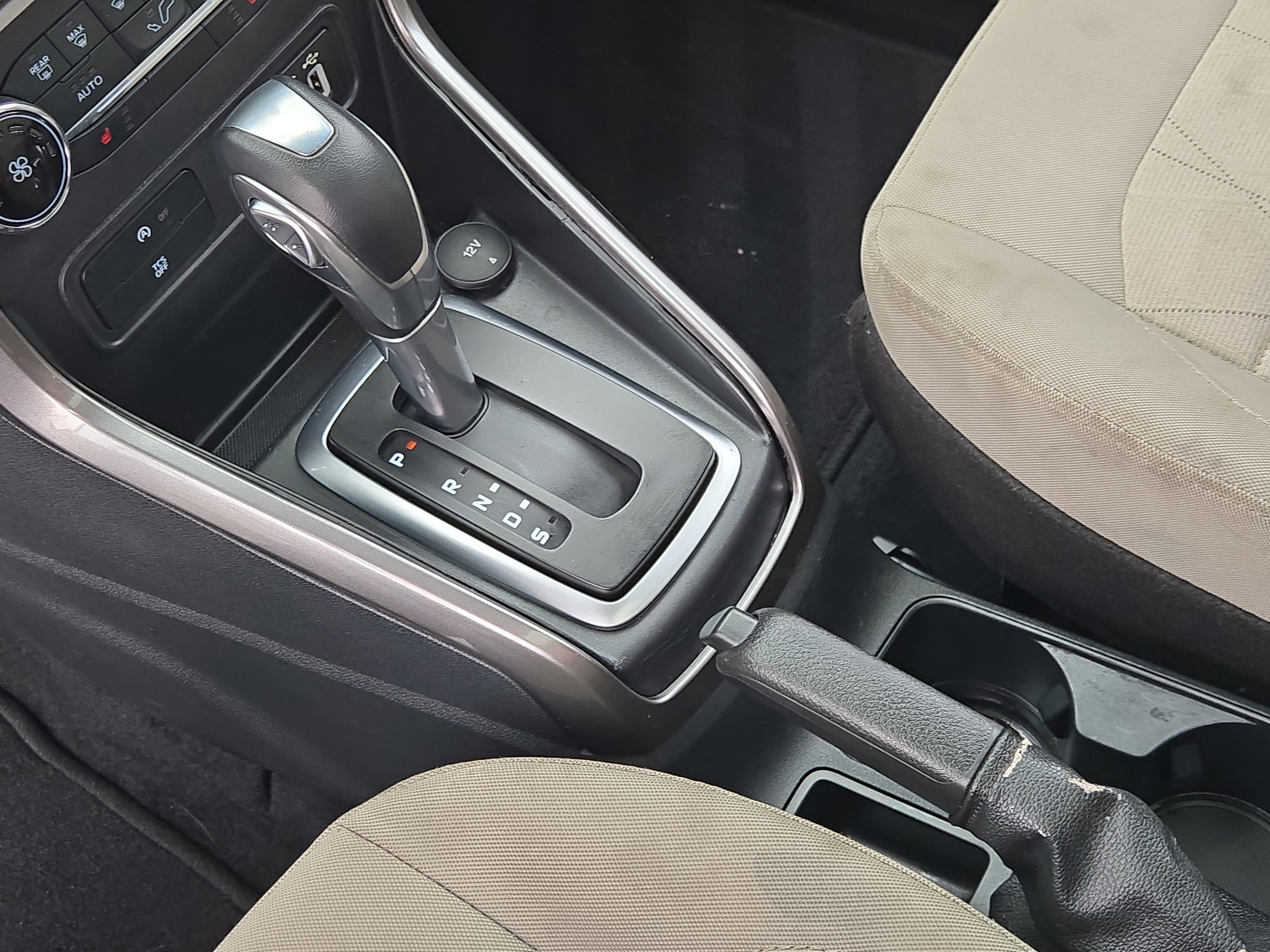 Certified 2020 Ford EcoSport SE w/ SE Convenience Package FWD image 30