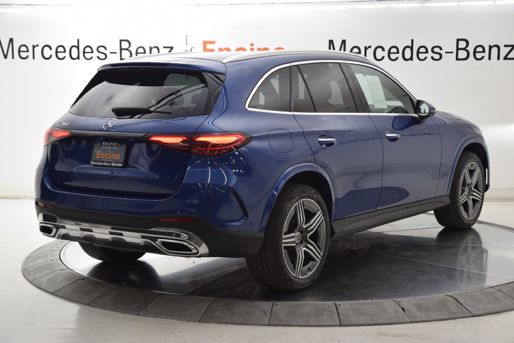 Used 2023 Mercedes-Benz GLC 300 image 6