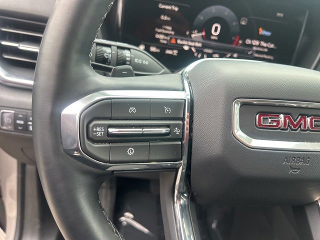 Used 2025 GMC Terrain Elevation image 17
