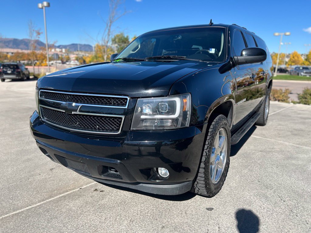 Used 2014 Chevrolet Suburban LT AWD/4WD image 3