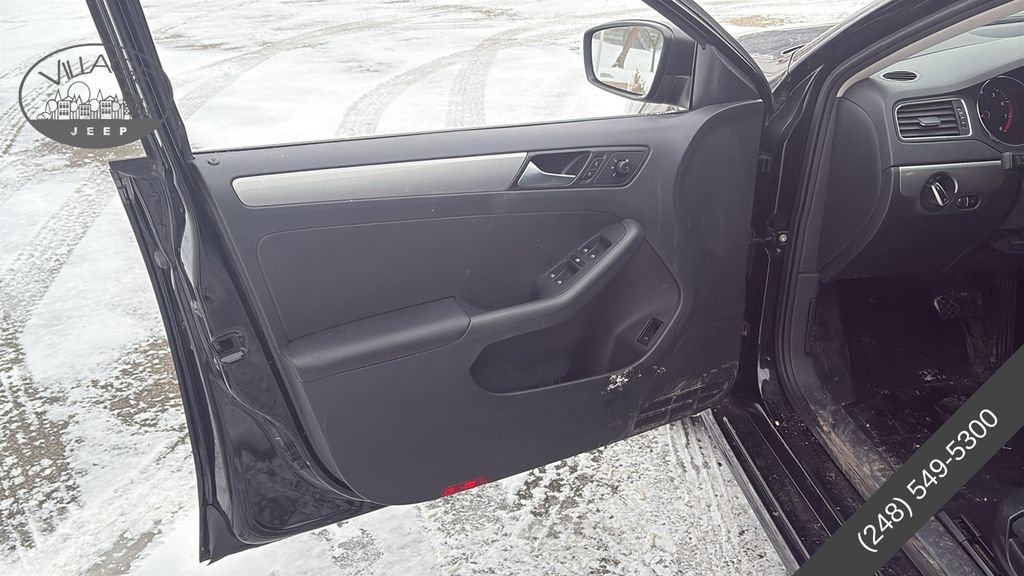 Used 2015 Volkswagen Jetta SE image 8
