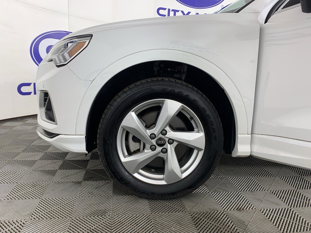 Used 2022 Audi Q3 2.0T Premium Plus image 11