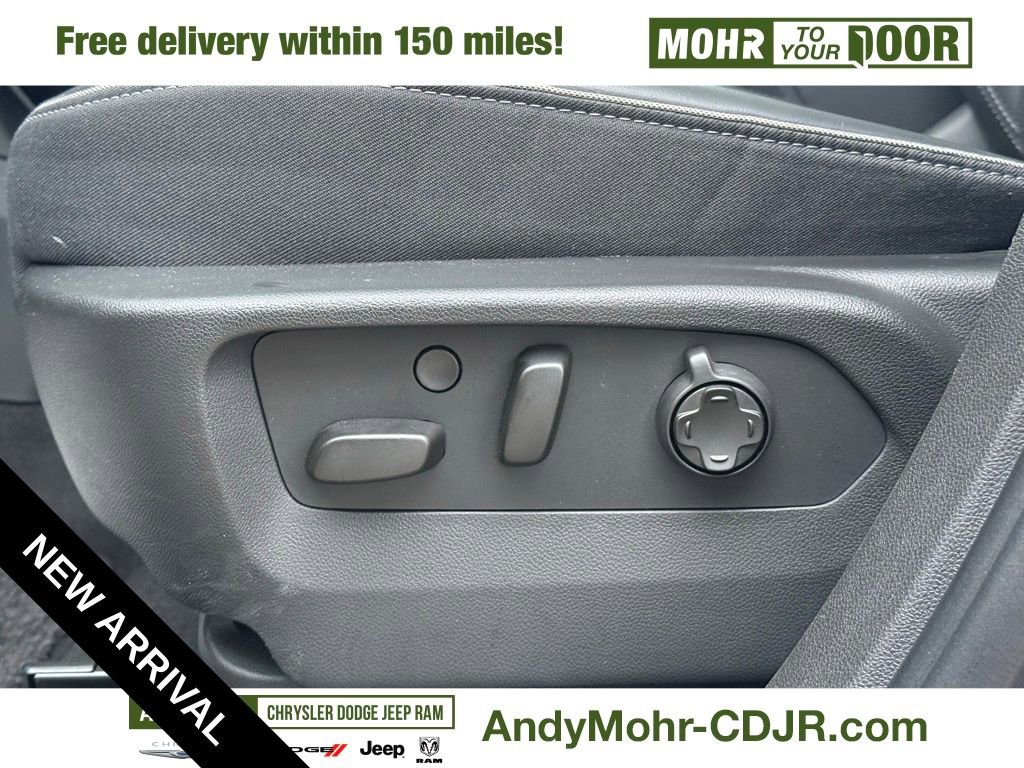 Used 2024 Buick Envision Avenir image 17