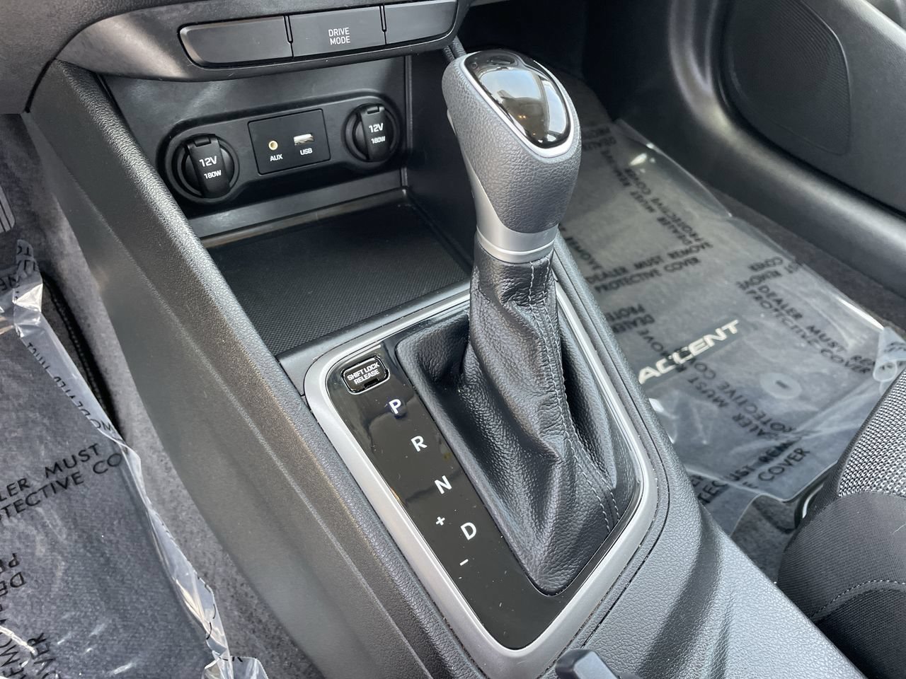 Used 2020 Hyundai Accent SE FWD image 22