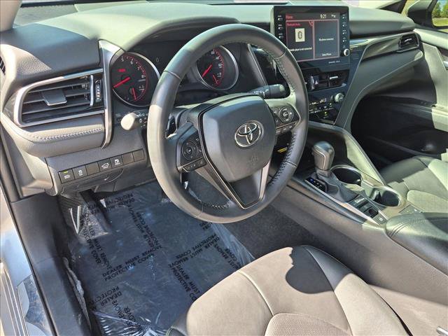 Used 2023 Toyota Camry XSE FWD image 10