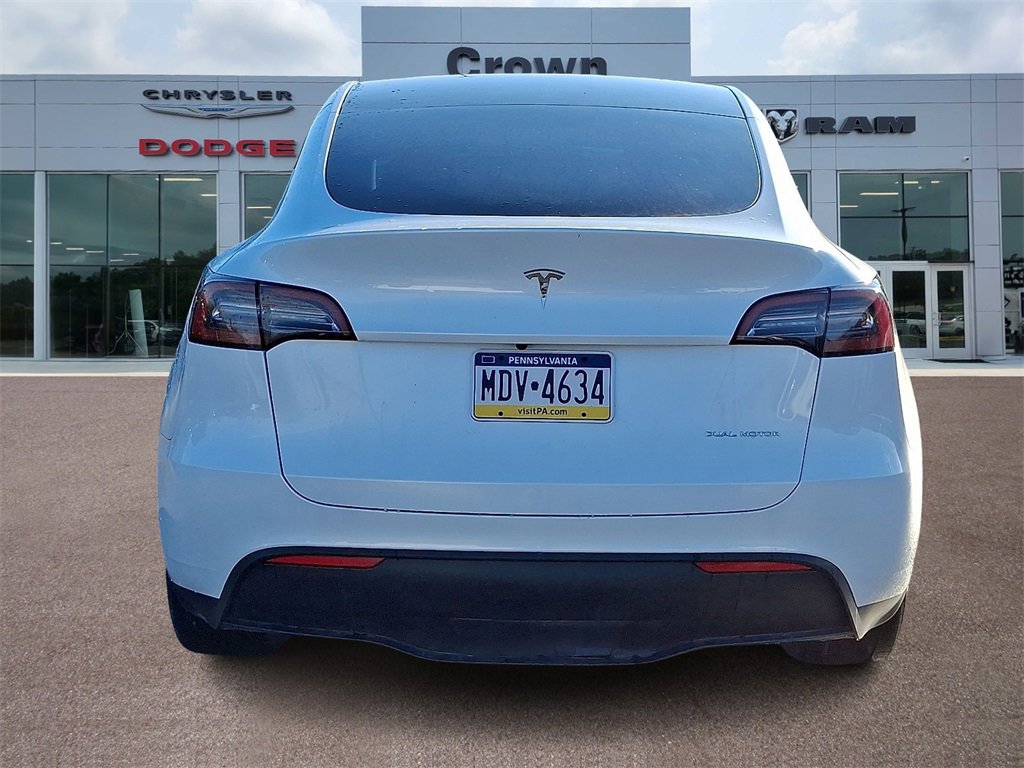 Used 2023 Tesla Model Y Long Range image 5