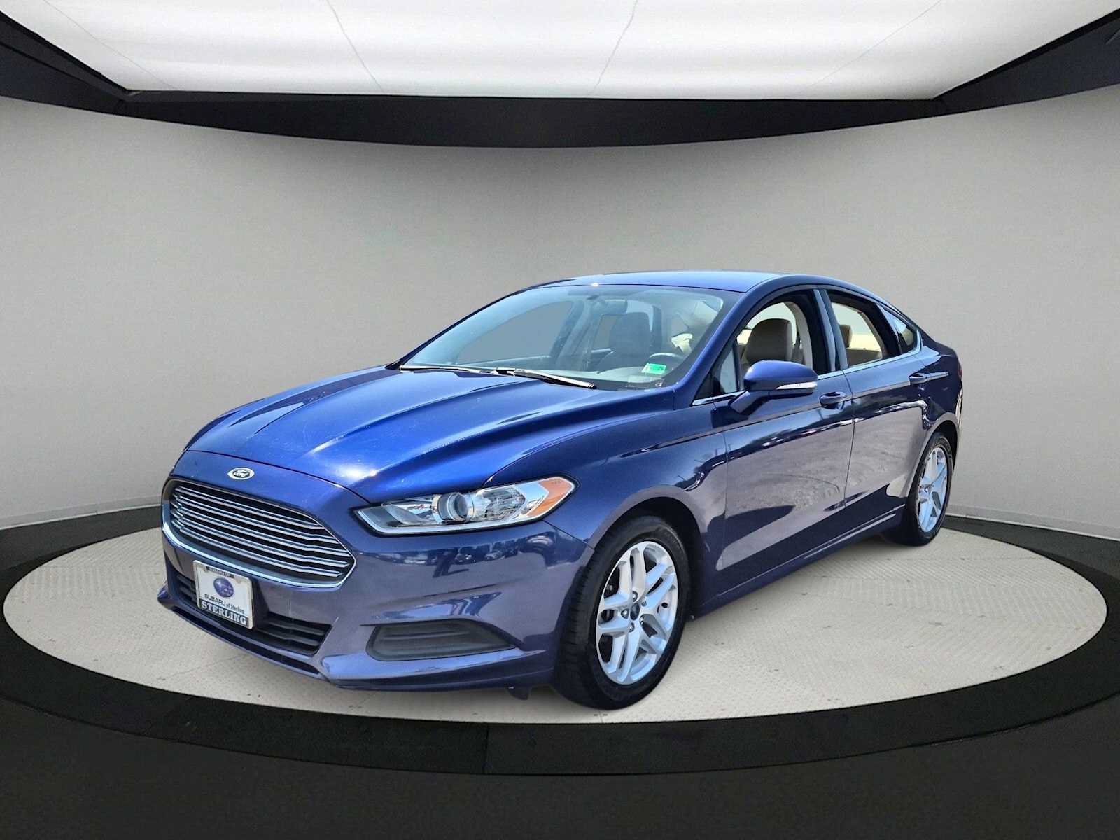 Used 2014 Ford Fusion SE FWD image 4