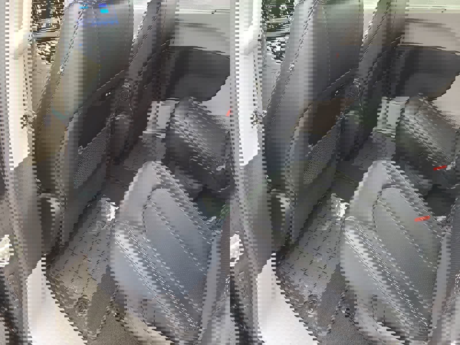 Certified 2024 Chrysler Pacifica Touring-L image 20