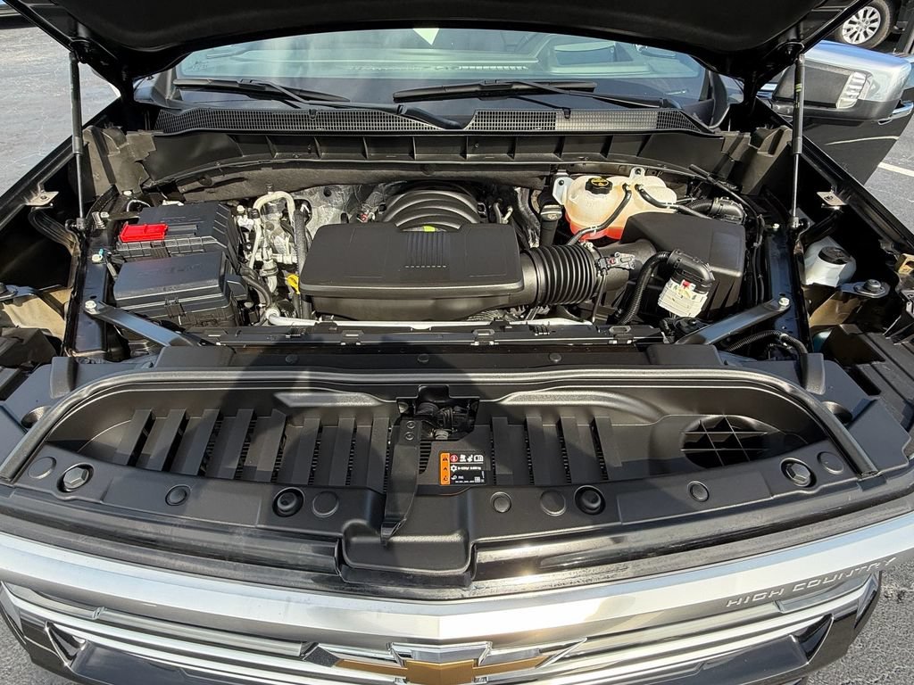 Used 2026 Chevrolet Silverado 1500 High Country w/ High Country Premium Package AWD/4WD image 22