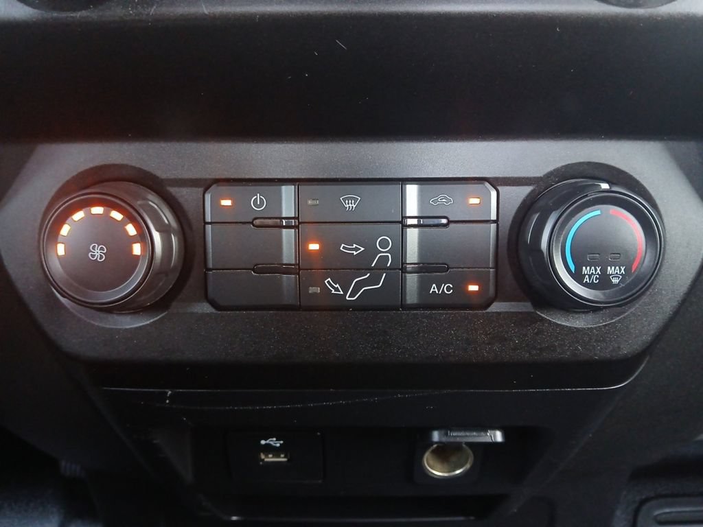 Used 2021 Ford F250 XL RWD image 4