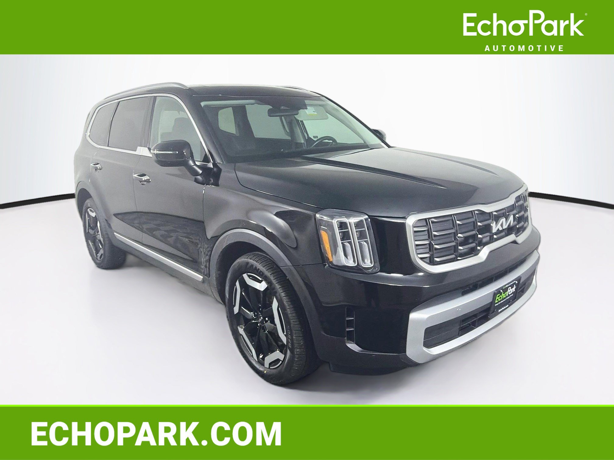 Used 2025 Kia Telluride S FWD image 1