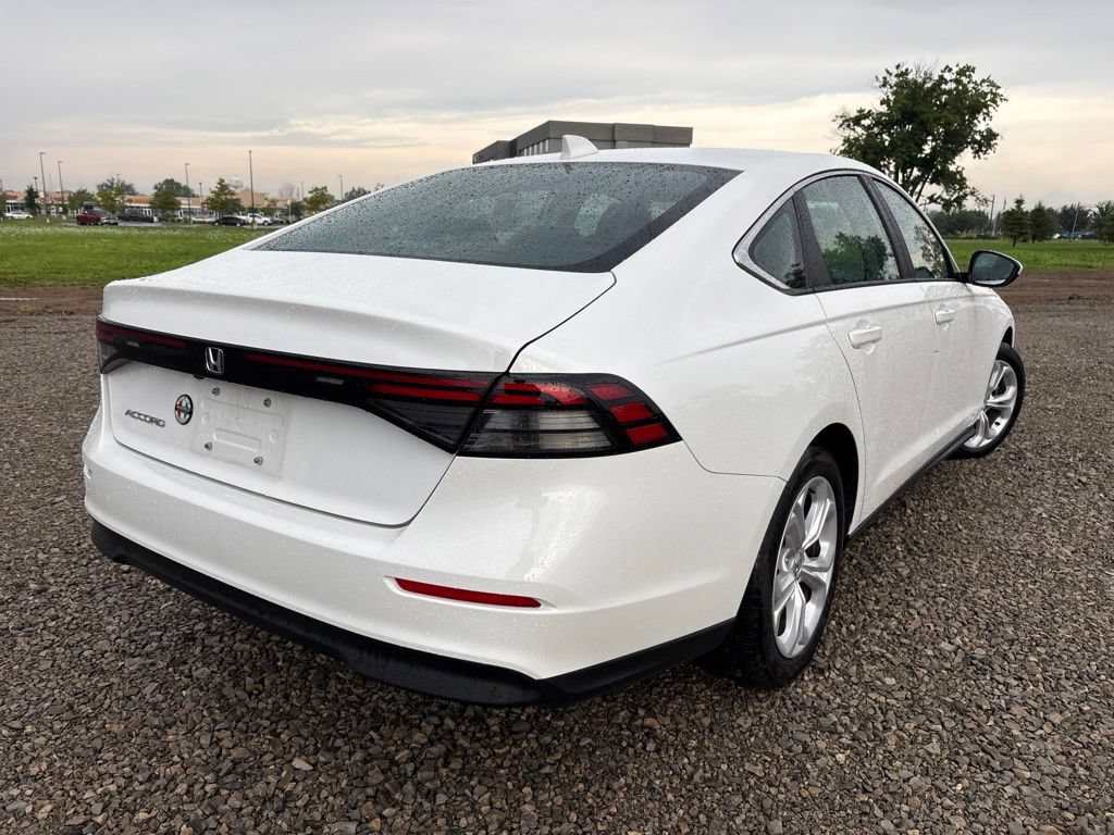 Used 2025 Honda Accord LX image 8