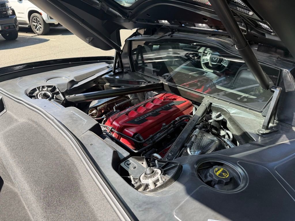 Used 2025 Chevrolet Corvette Stingray Preferred Cpe w/ Z51 Performance Package image 9