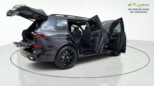 Used 2023 BMW X7 xDrive40i w/ Executive Package AWD/4WD image 19