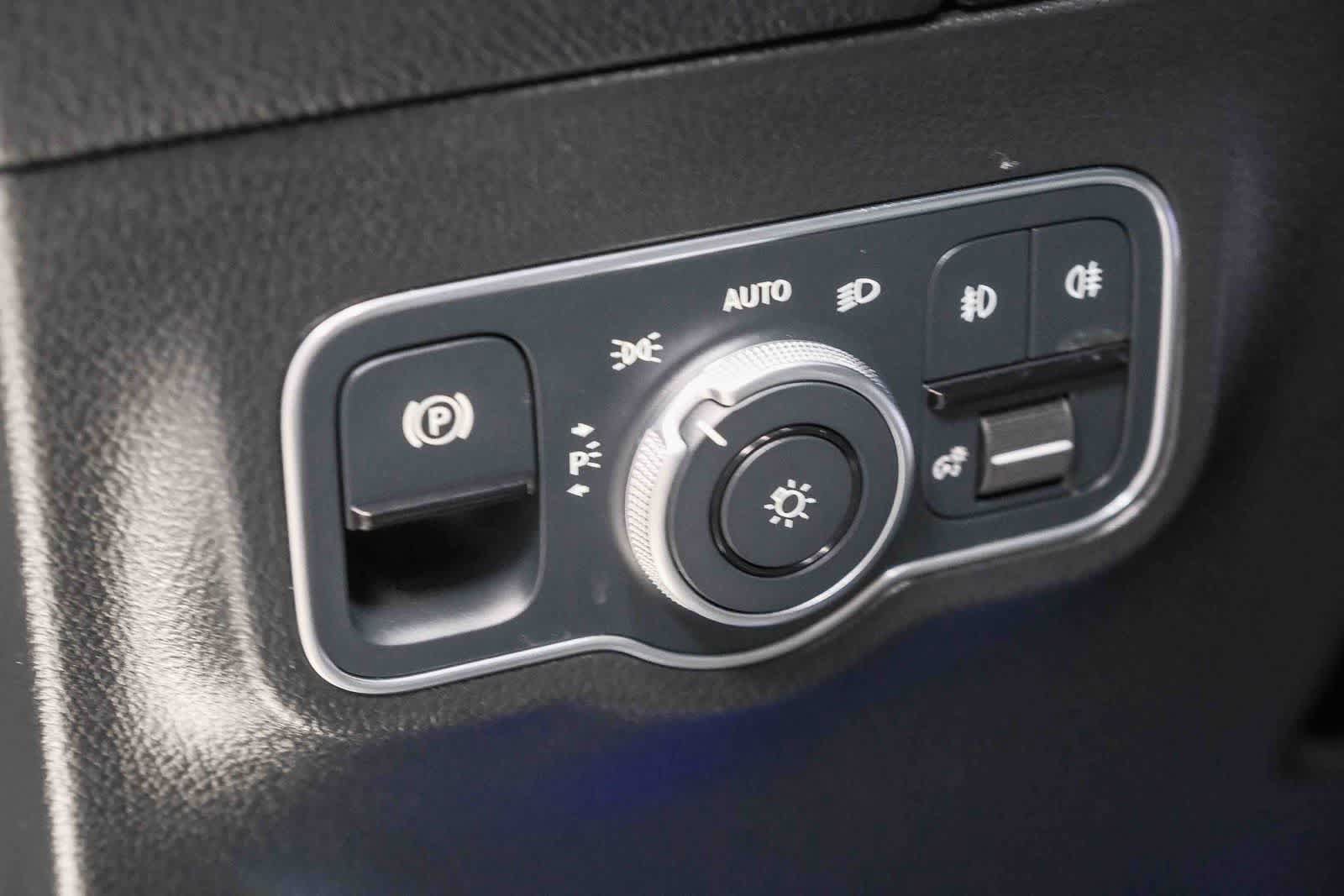 Certified 2022 Mercedes-Benz GLA 250 image 27