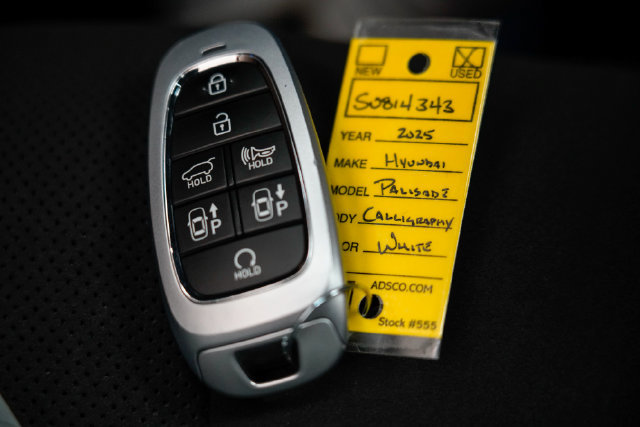 Used 2025 Hyundai Palisade Calligraphy AWD/4WD image 37