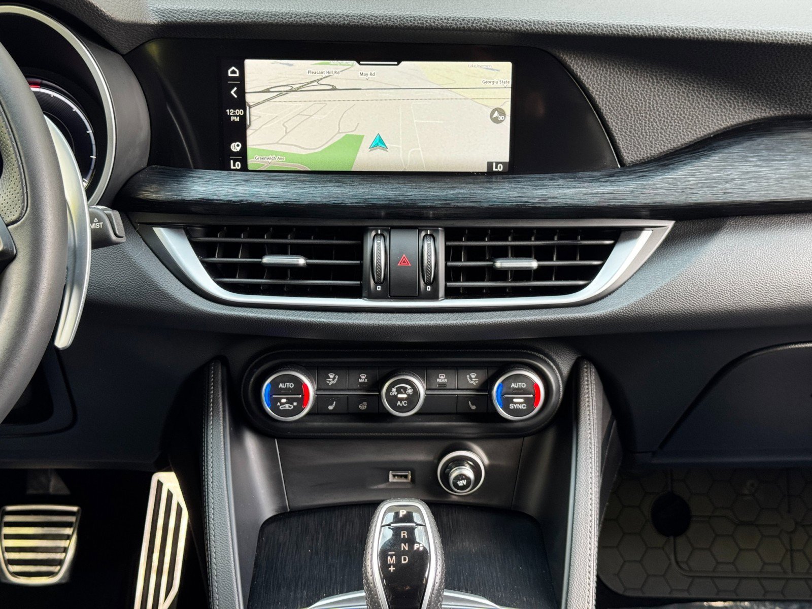 Used 2024 Alfa Romeo Stelvio Sprint image 22