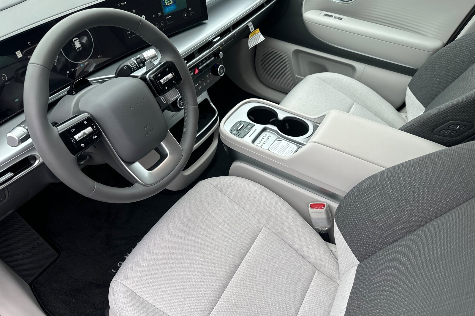 New 2026 Hyundai Ioniq 9 SE AWD/4WD image 10