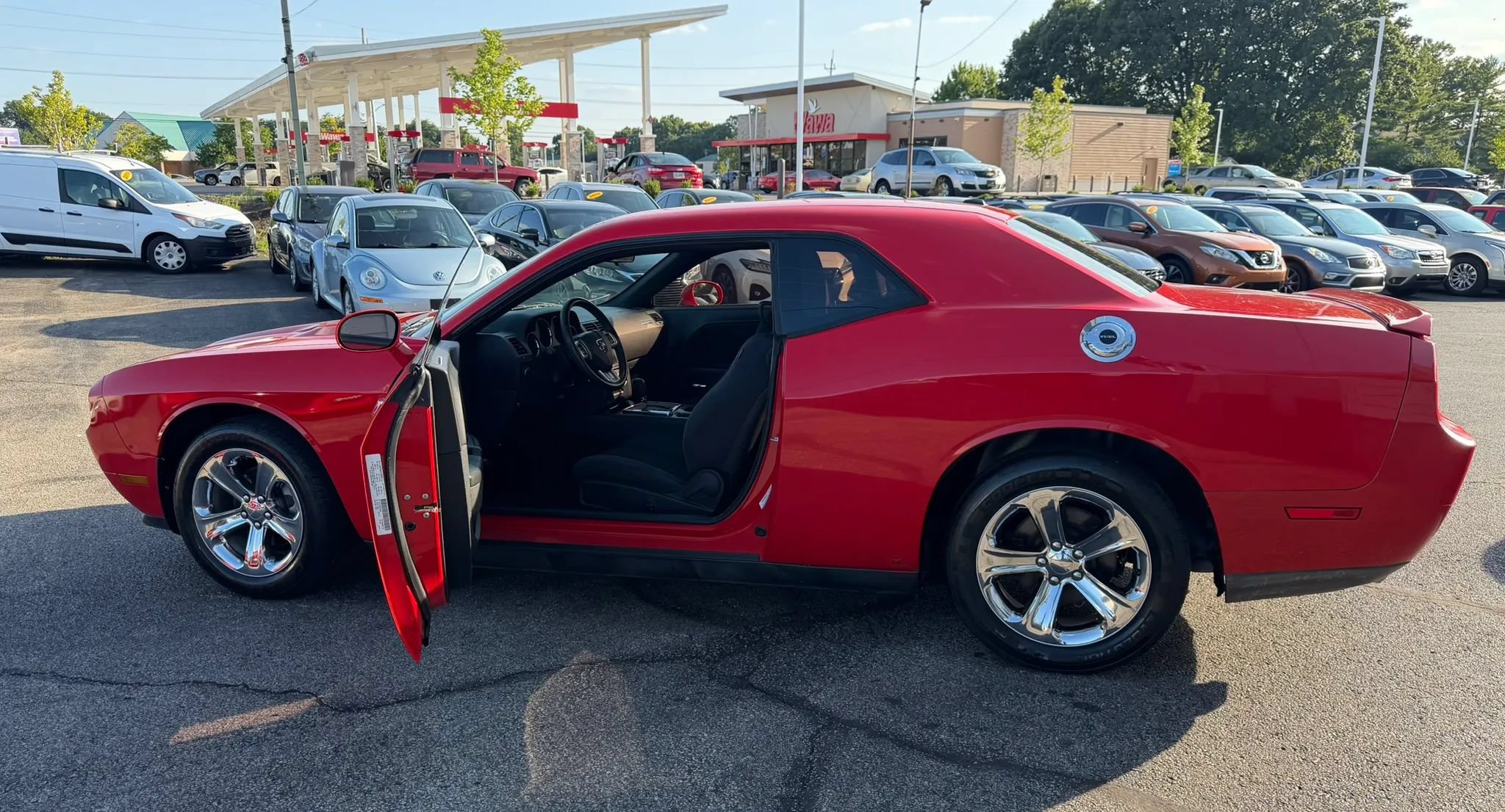 Used 2014 Dodge Challenger SXT w/ Sport Appearance Package RWD image 11