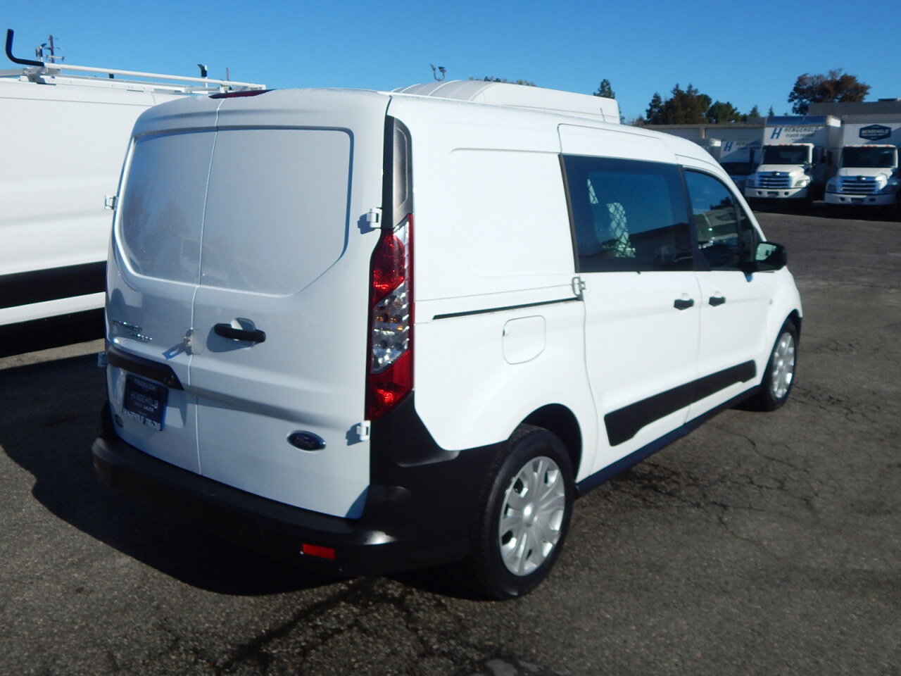Used 2022 Ford Transit Connect XL image 8