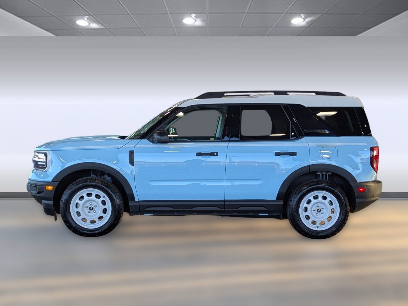 Used 2023 Ford Bronco Sport Heritage w/ Heritage Convenience Package image 2