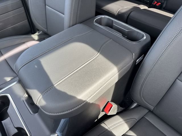 New 2026 GMC Sierra 2500 SLT w/ SLT Convenience Package image 21