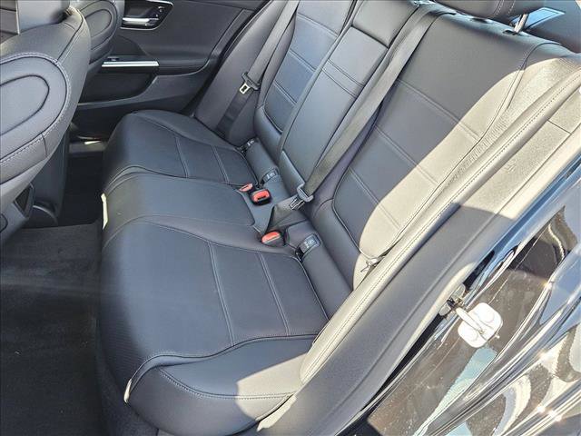 New 2026 Mercedes-Benz C 300 4MATIC Sedan image 15
