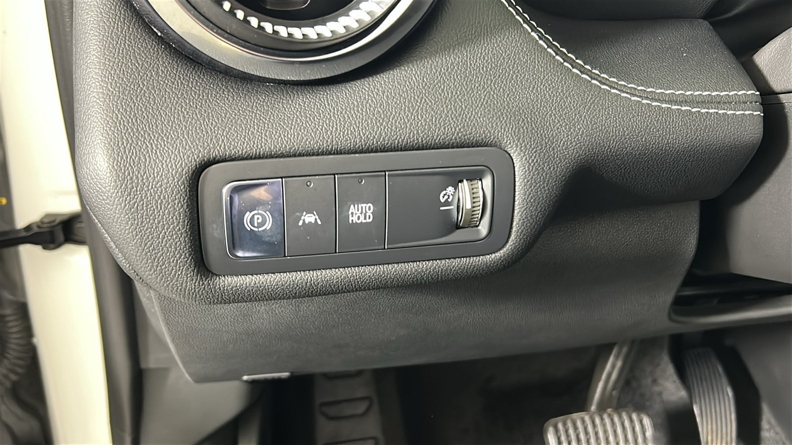 Used 2024 Chevrolet Blazer EV LT AWD/4WD image 24