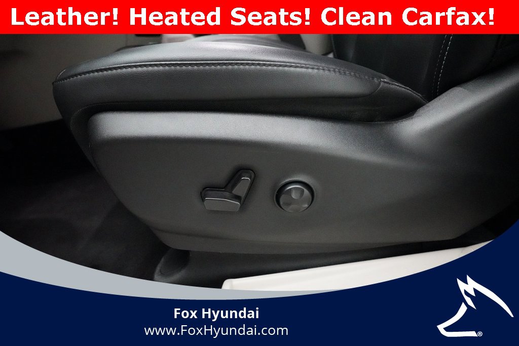 Used 2024 Chrysler Pacifica Touring-L image 29