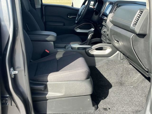 Used 2023 Nissan Frontier SV image 22