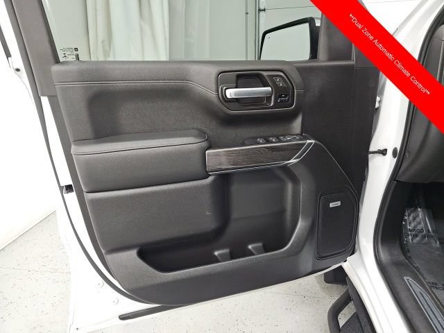 Used 2020 Chevrolet Silverado 1500 LTZ AWD/4WD image 12
