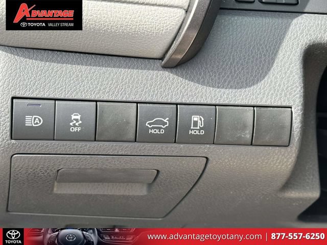 Certified 2022 Toyota Camry LE AWD/4WD image 25