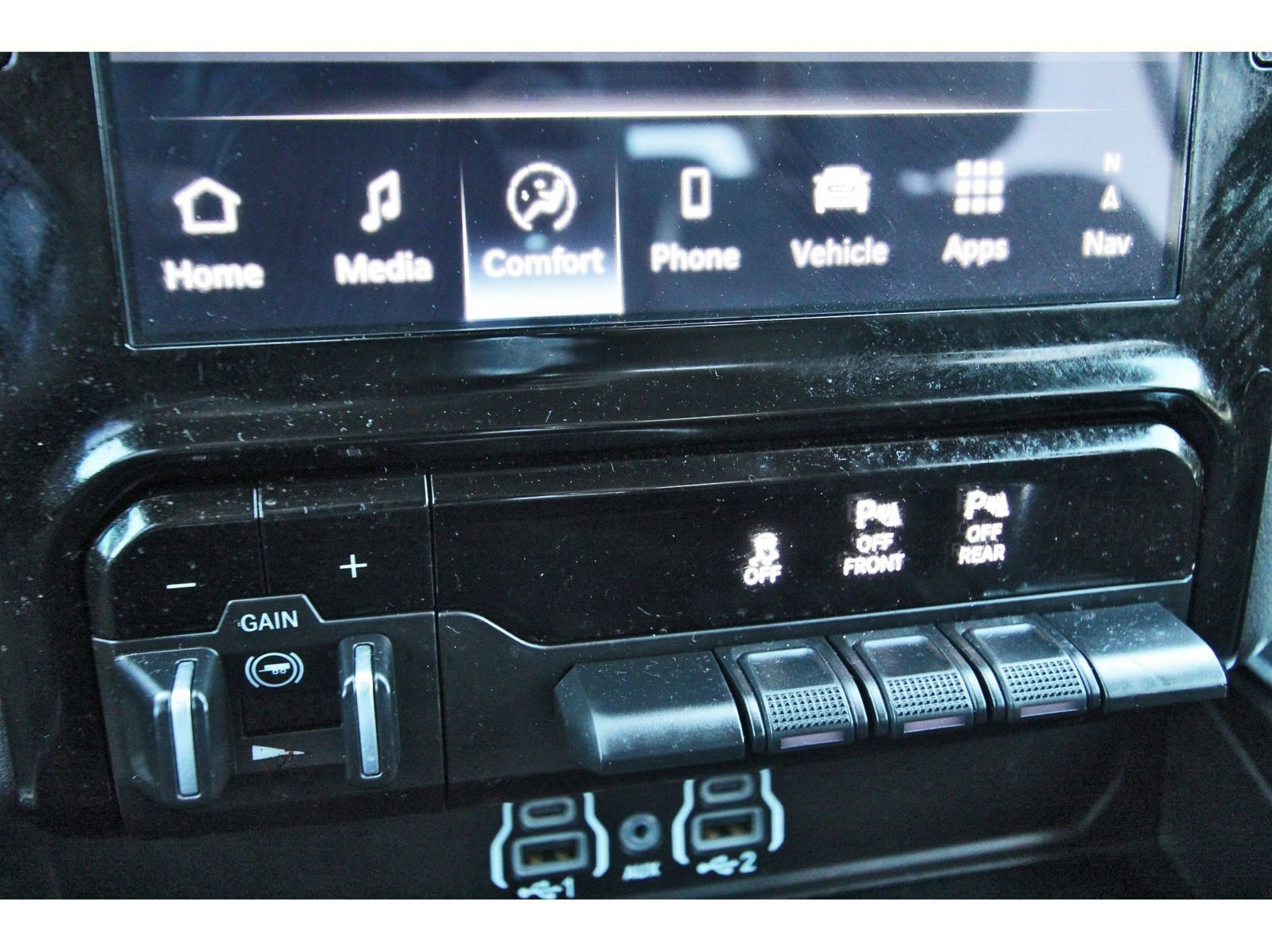 Used 2025 RAM 1500 Laramie w/ Laramie Southwest Edition image 28