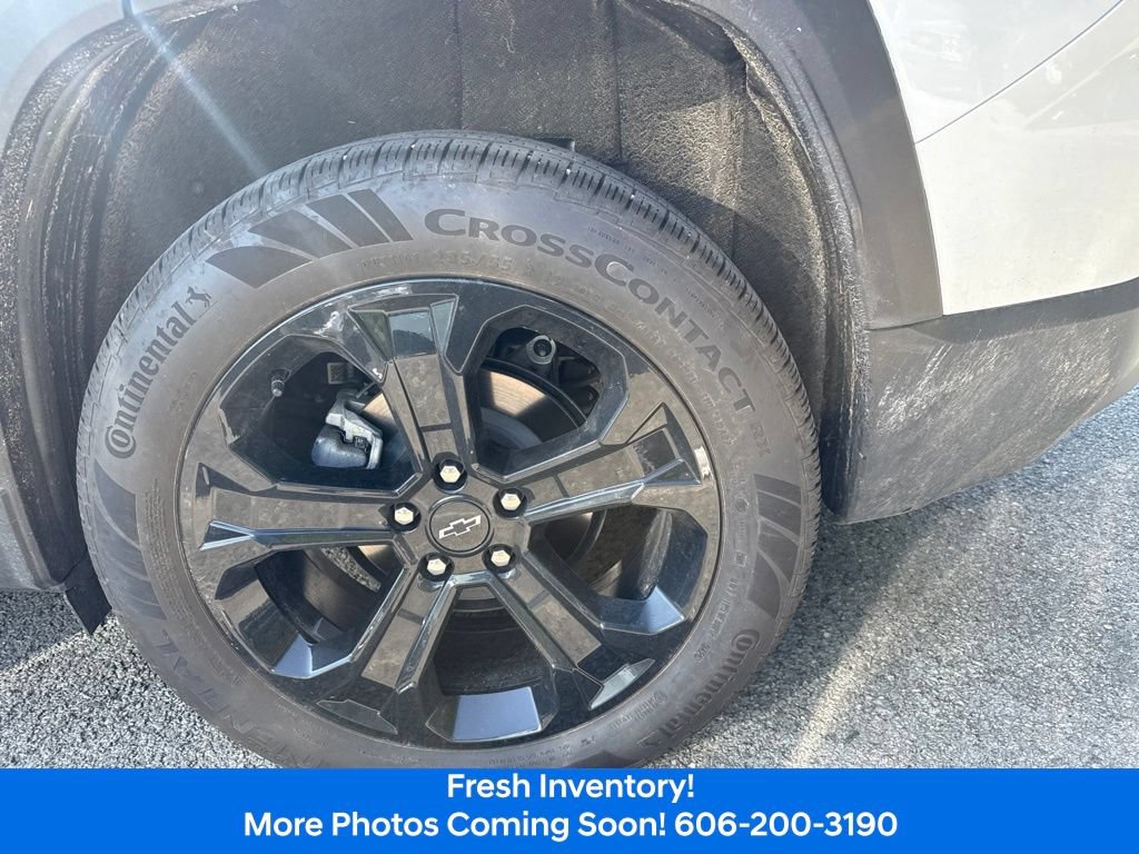 Used 2026 Chevrolet Equinox LT w/ Convenience Package II AWD/4WD image 9