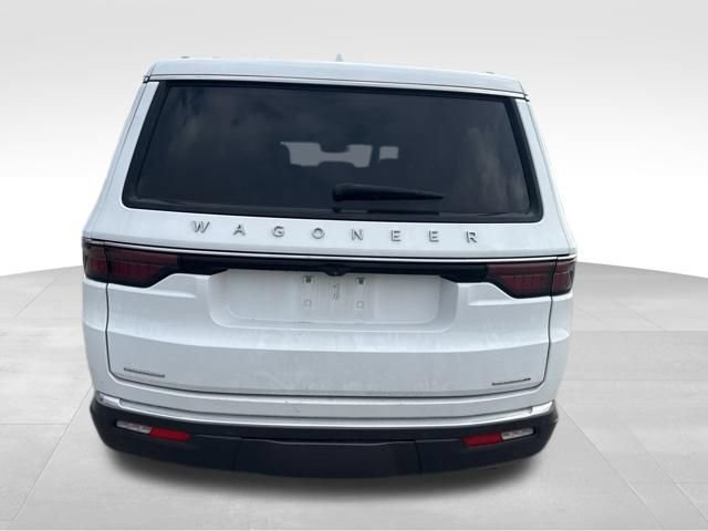 Used 2022 Jeep Wagoneer Series II AWD/4WD image 8
