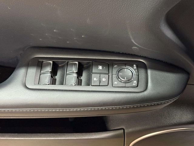 Used 2022 Lexus RX 450h AWD w/ Luxury Package image 17