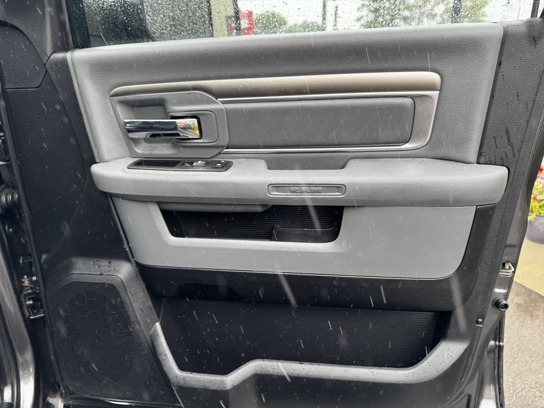 Used 2017 RAM 2500 Big Horn AWD/4WD image 28