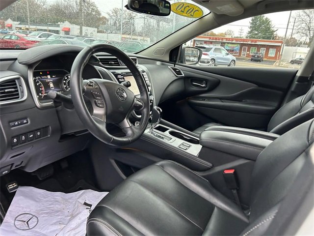 Used 2020 Nissan Murano SL w/ Moonroof Package image 11
