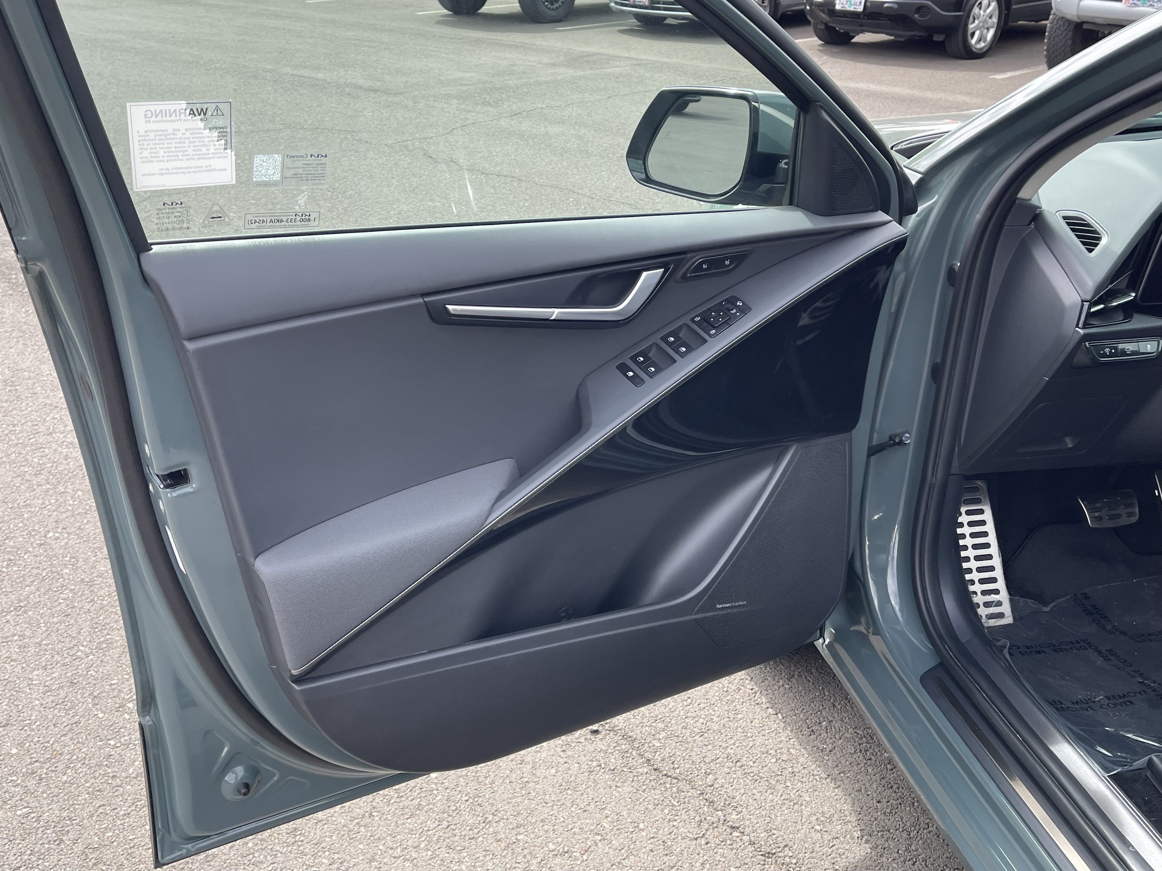 Used 2023 Kia Niro Wave FWD image 16