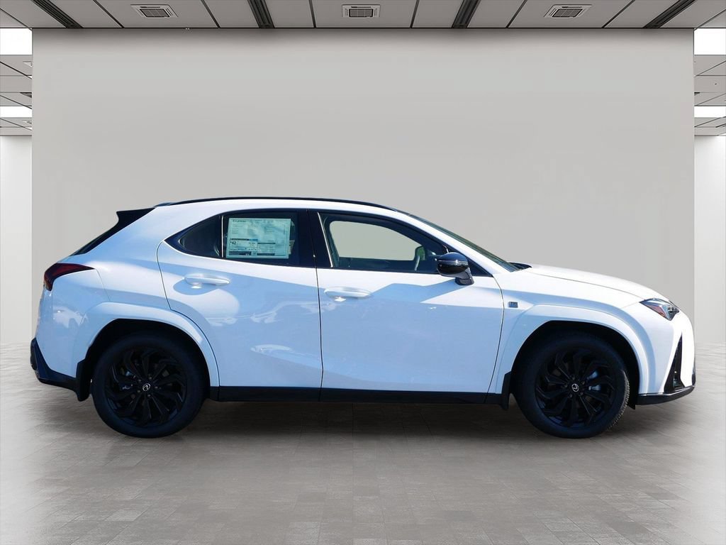 New 2026 Lexus UX 300h AWD image 7