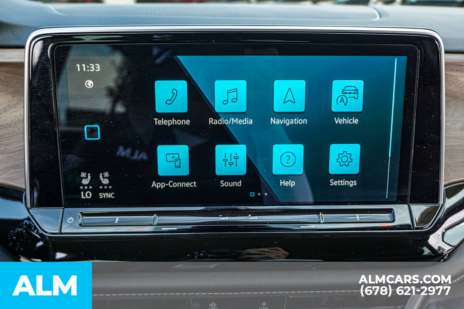 Used 2025 Volkswagen Atlas SE FWD image 35