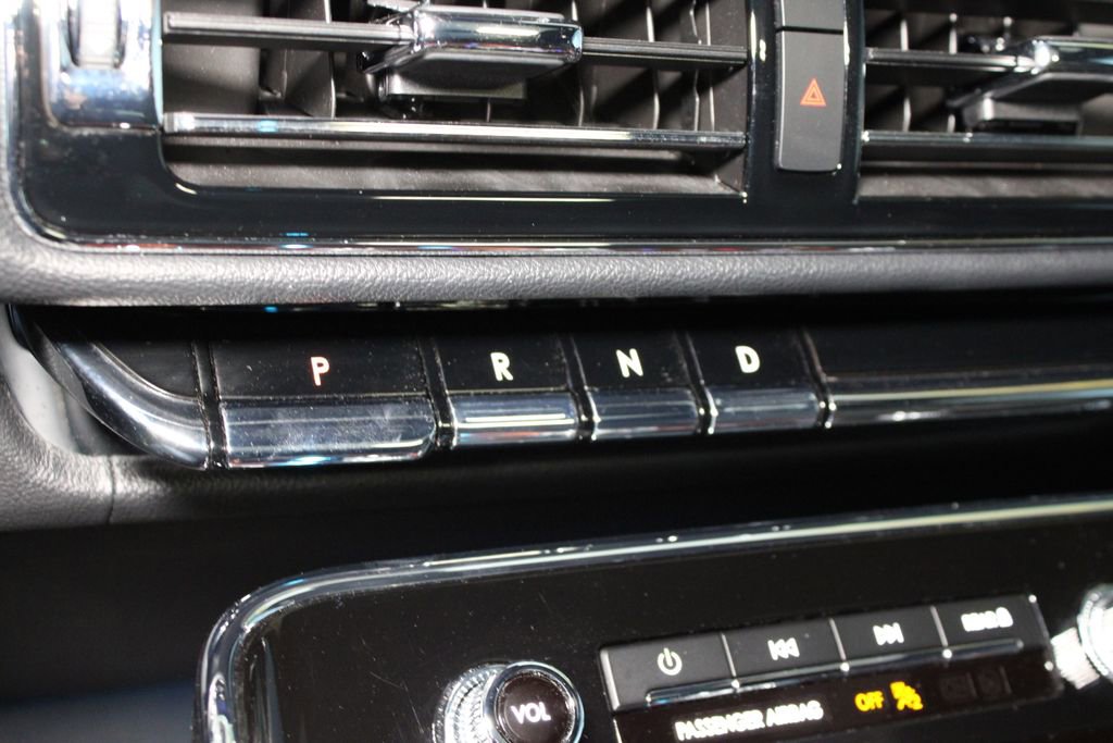 Used 2024 Lincoln Navigator L Reserve image 17