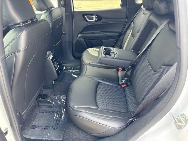 New 2026 Jeep Compass Latitude AWD/4WD image 16