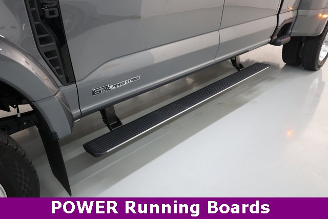 Used 2025 Ford F450 Platinum w/ FX4 Off-Road Package image 45