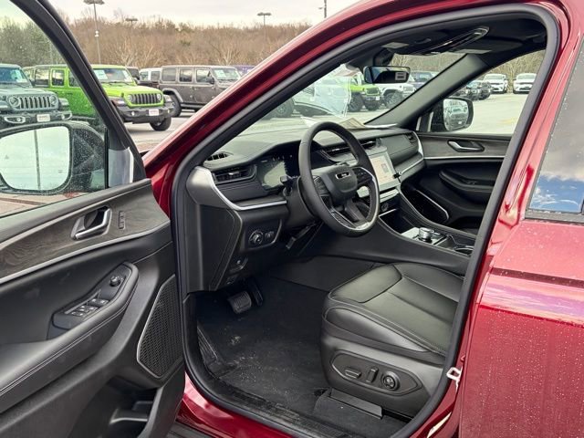 New 2026 Jeep Grand Cherokee Limited AWD/4WD image 15